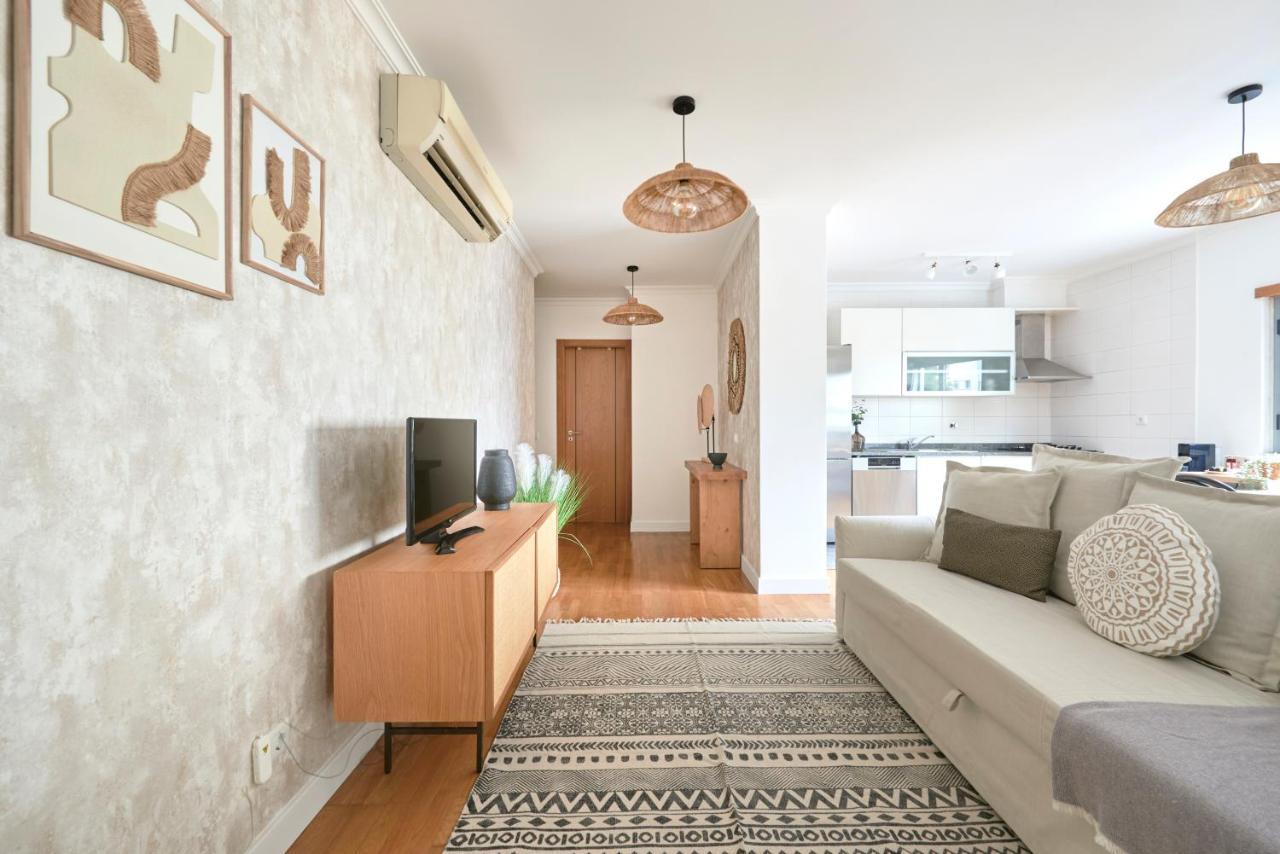 Apartment With Private Terrace & Car Garage Lisbon Luaran gambar