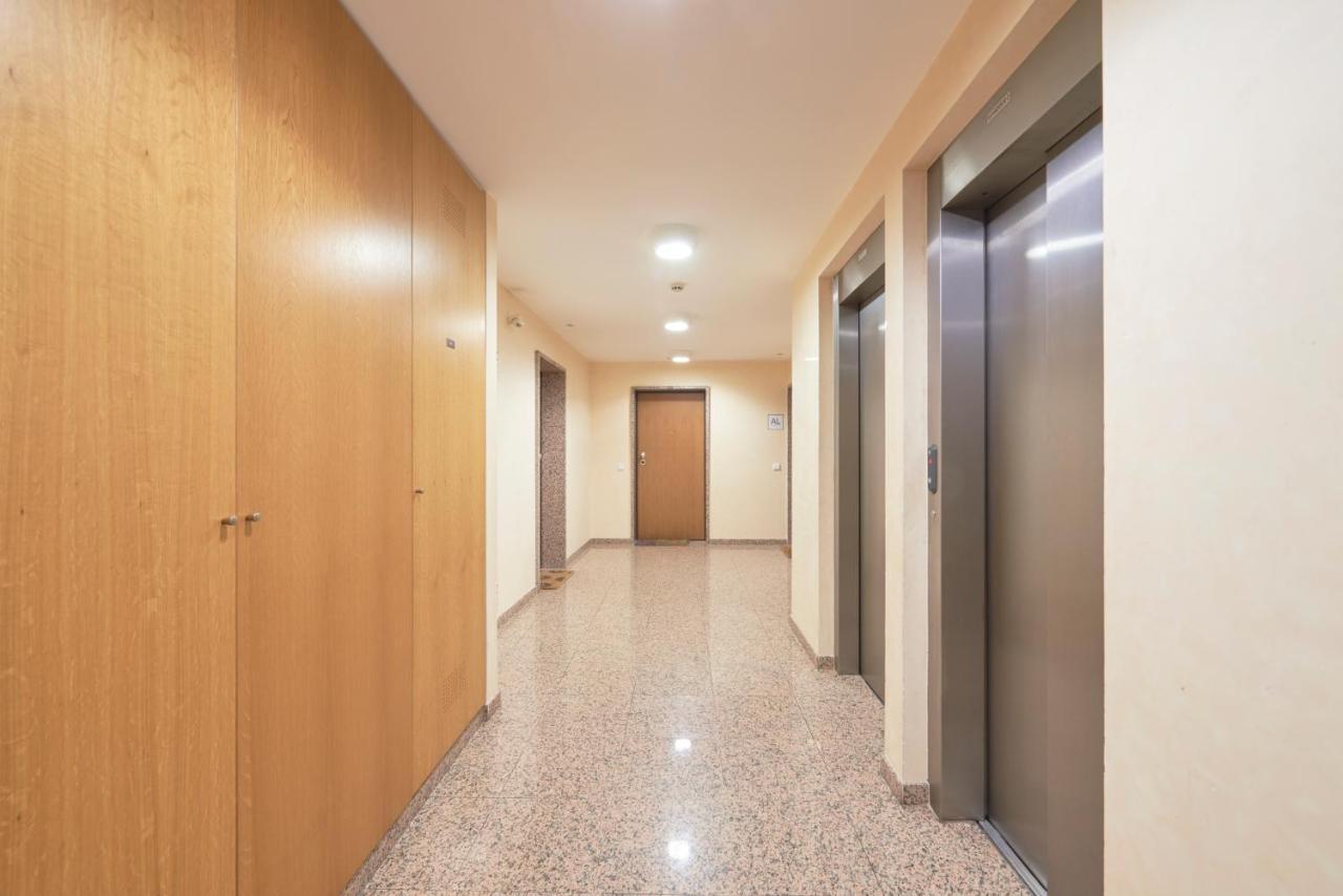 Apartment With Private Terrace & Car Garage Lisbon Luaran gambar