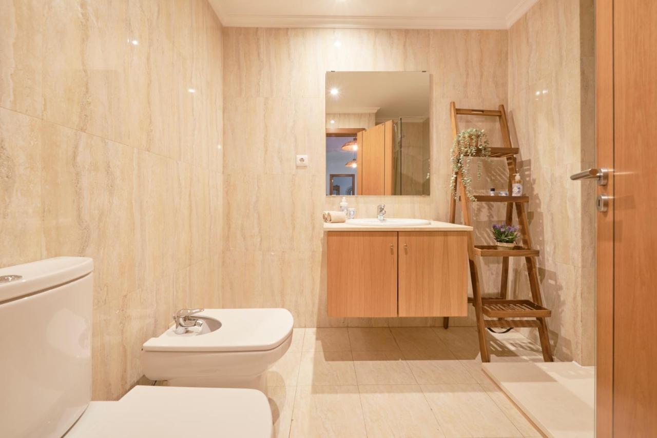 Apartment With Private Terrace & Car Garage Lisbon Luaran gambar