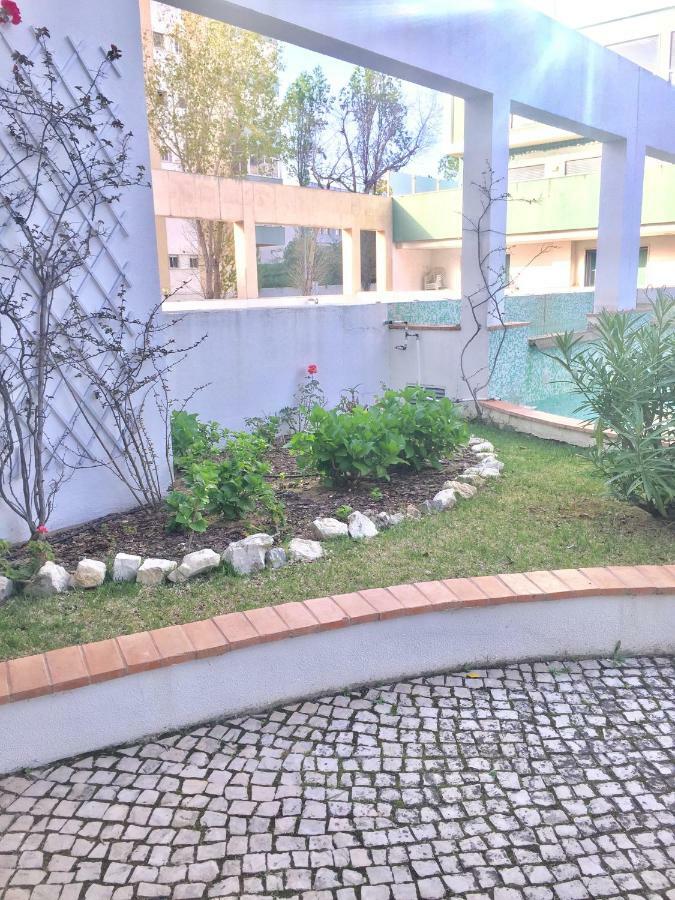 Apartment With Private Terrace & Car Garage Lisbon Luaran gambar
