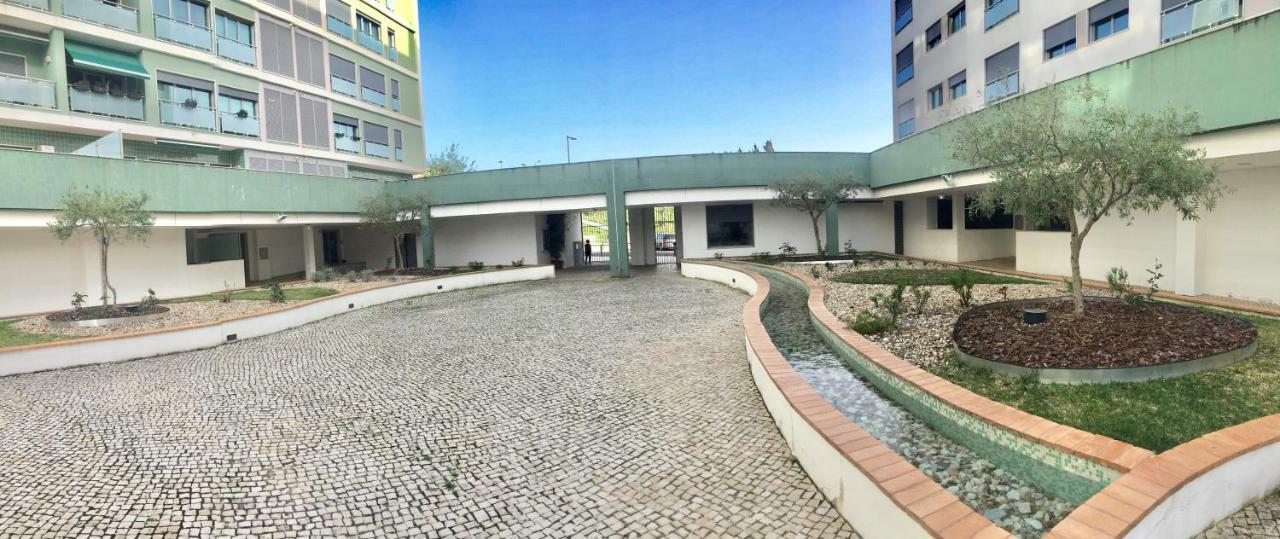Apartment With Private Terrace & Car Garage Lisbon Luaran gambar